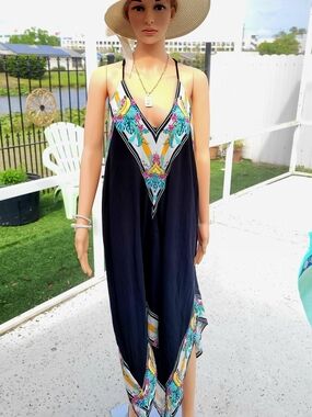 GUESS NWOT Tropical Handkerchief Hem Maxi Dress -L